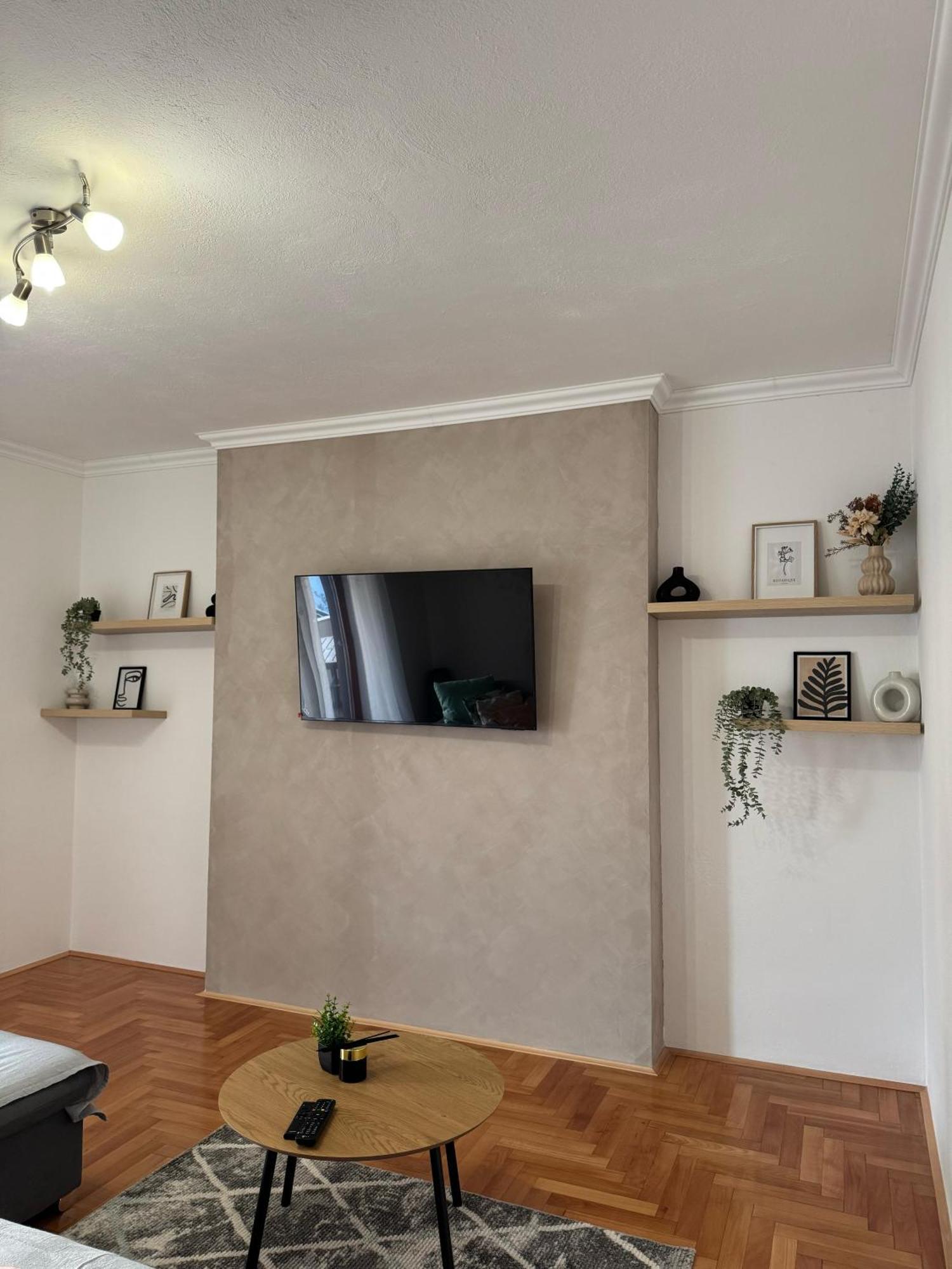 Apartman Ivusic *