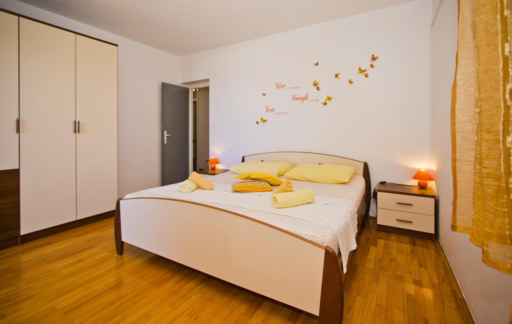 Ivusic Apartman Hvar Town