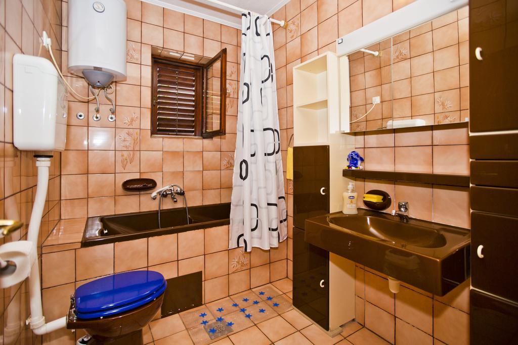 Ivusic Apartma Hvar Town