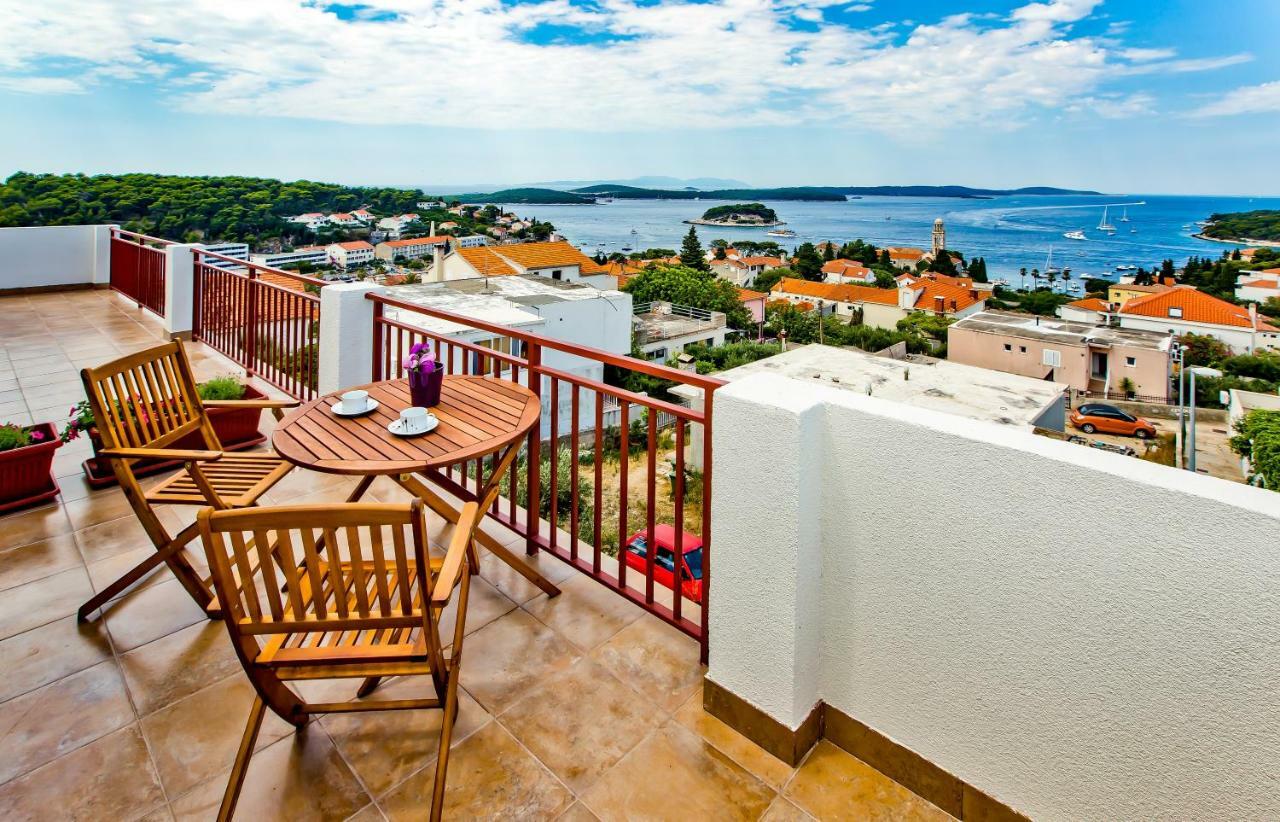 Ivusic Apartma Hvar Town
