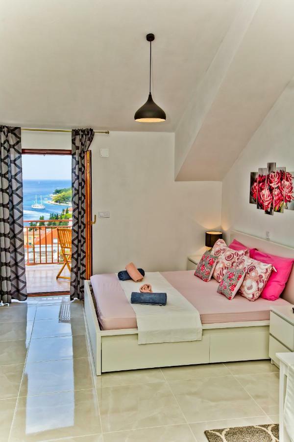 Ivusic Apartman *